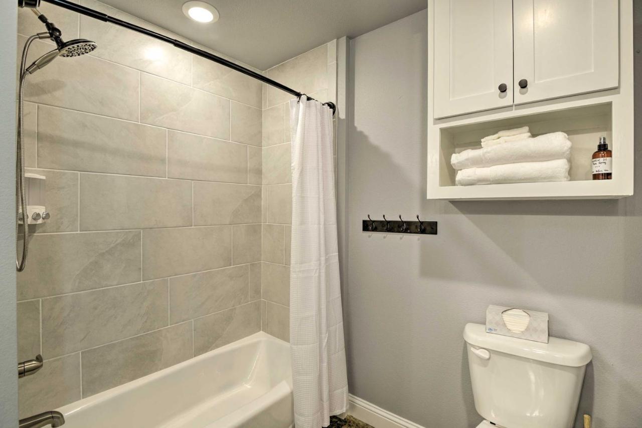 Granbury Home With Hot Tub And Furnished Patio! Eksteriør bilde