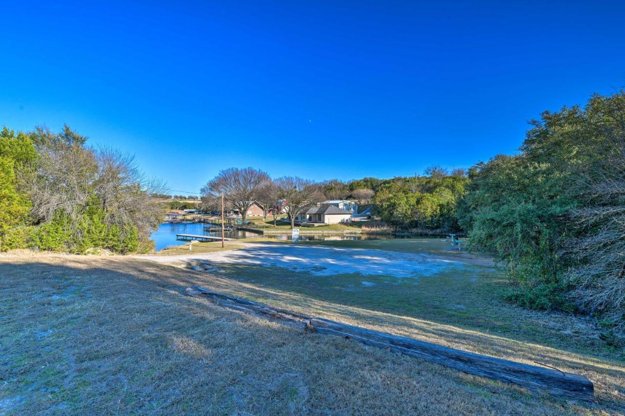 Granbury Home With Hot Tub And Furnished Patio! Eksteriør bilde
