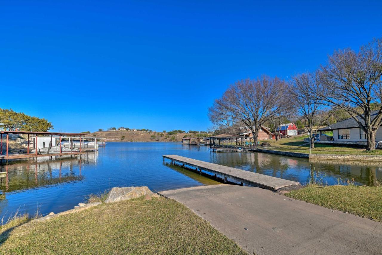 Granbury Home With Hot Tub And Furnished Patio! Eksteriør bilde
