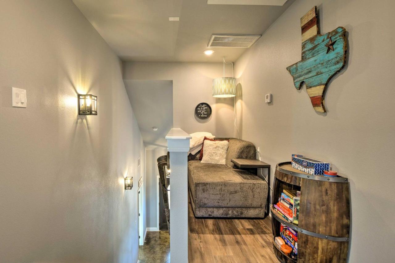 Granbury Home With Hot Tub And Furnished Patio! Eksteriør bilde
